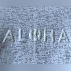Lululemon All Yours Veil ‘Aloha edition